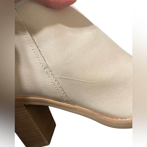 Dolce Vita Women's Spade Ivory Nubuck Leather Boot 8.5 NIB FLAW - Picture 9 of 10